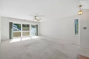 91 Nassau Dr, Springfield, MA 01129 - Photo 10