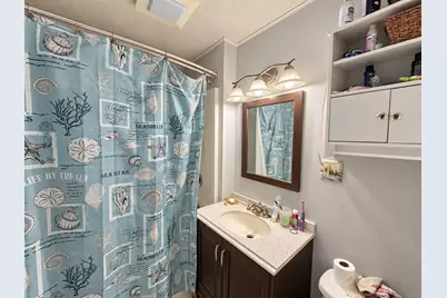 90 College St, Chicopee, MA 01020 - Photo 14