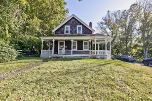 99 Hart St, Taunton, MA 02780 - Photo 2