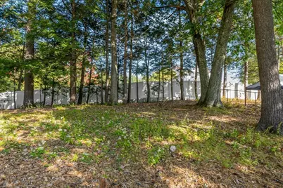 165 Massachusetts Ave, Lunenburg, MA 01462 - Photo 24