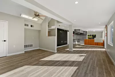 165 Massachusetts Ave, Lunenburg, MA 01462 - Photo 8
