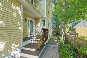 23-25 Woodbine St, Newton, MA 02466 - Photo 6