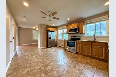 17 Raymond St, East Providence, RI 02914 - Photo 6