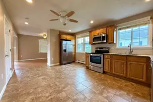 17 Raymond St, East Providence, RI 02914 - Photo 6
