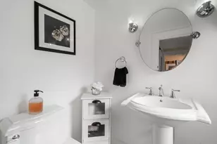 204 Village St, Medway, MA 02053 - Photo 6