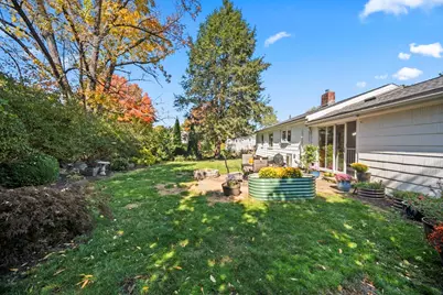 21 Hillcrest Road, Marlborough, MA 01752 - Photo 4
