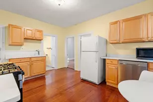 34 Goldsmith St, Boston, MA 02130 - Photo 12