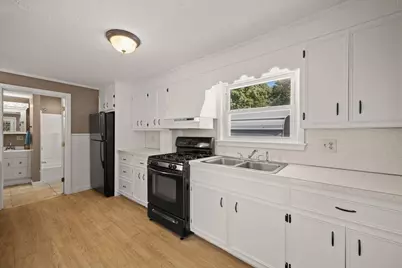 98 E Water St, Taunton, MA 02780 - Photo 18