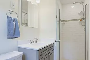 38 Ledgewood Rd, Framingham, MA 01701 - Photo 22