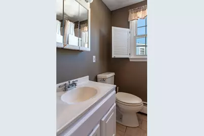 121 Hibiscus Ave #N/A, Waltham, MA 02451 - Photo 12