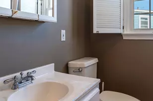 121 Hibiscus Ave, Waltham, MA 02451 - Photo 12