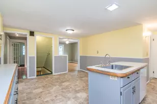 59 North St, Northampton, MA 01060 - Photo 16