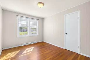 359 Hudson St, Northborough, MA 01532 - Photo 10