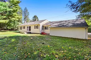 359 Hudson St, Northborough, MA 01532 - Photo 32