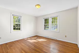 359 Hudson St, Northborough, MA 01532 - Photo 8