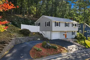 18 Forest St, Wakefield, MA 01880 - Photo 2