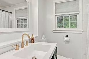 18 Forest St, Wakefield, MA 01880 - Photo 16