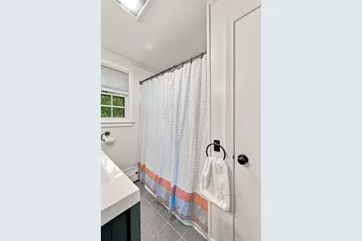 18 Forest St, Wakefield, MA 01880 - Photo 18