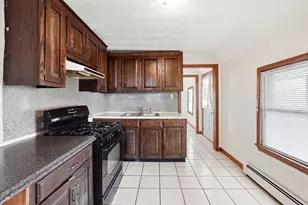 295 Main St, Springfield, MA 01151 - Photo 4