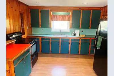 1118 Pleasant St, Bridgewater, MA 02324 - Photo 14