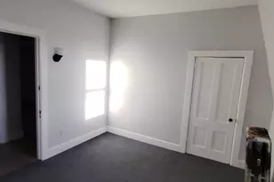 24 Bay St, Springfield, MA 01109 - Photo 26