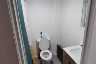 24 Bay St, Springfield, MA 01109 - Photo 18