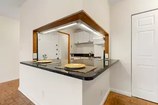44 Washington St, Brookline, MA 02445 - Photo 14