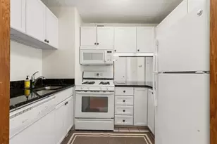 44 Washington St, Brookline, MA 02445 - Photo 18