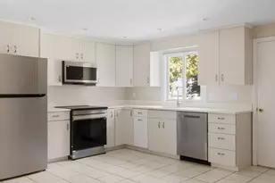 119 Waverley St, Belmont, MA 02478 - Photo 2