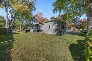 26 Crowningshield Rd, Worcester, MA 01604 - Photo 30