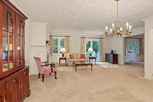 153 Laurelwood Dr, Hopedale, MA 01747 - Photo 14