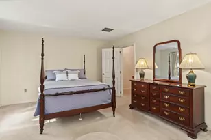 153 Laurelwood Dr, Hopedale, MA 01747 - Photo 24