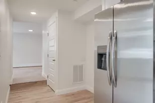 14 William St, Worcester, MA 01609 - Photo 4