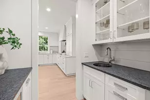 39 MacArthur Rd, Wellesley, MA 02482 - Photo 8