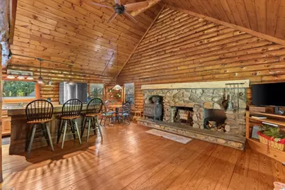 127 Mendon St, Bellingham, MA 02019 - Photo 10