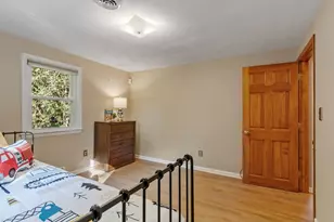 390 North Rd, Bedford, MA 01730 - Photo 18