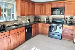 16 Tarkiln Rd, Kingston, MA 02364 - Photo 2