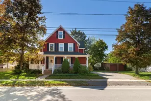 39 Forest St, Winchester, MA 01890 - Photo 2