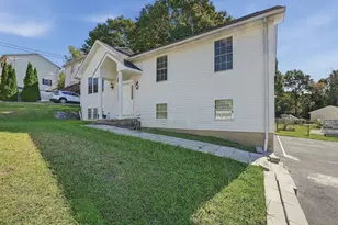 2 Bolton St, Worcester, MA 01604 - Photo 2