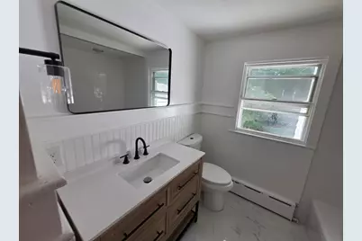 20 Faulkner St, Westport, MA 02790 - Photo 4