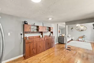 165 Turnpike Rd, Westborough, MA 01581 - Photo 8