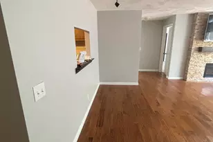 25 Willis St, Framingham, MA 01702 - Photo 8
