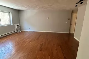 25 Willis St, Framingham, MA 01702 - Photo 10