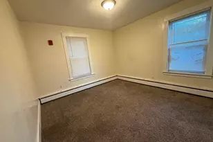 99 Cross St, Southbridge, MA 01550 - Photo 4