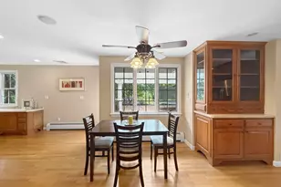 5 Swan Cir, Shrewsbury, MA 01545 - Photo 8