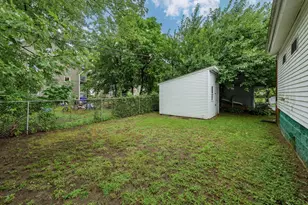26 Denton Cir, Springfield, MA 01104 - Photo 4