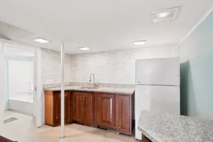 9 Glenway Ave, Peabody, MA 01960 - Photo 22