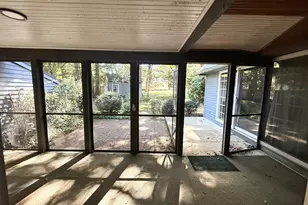 719 S Branch Pkwy, Springfield, MA 01118 - Photo 10