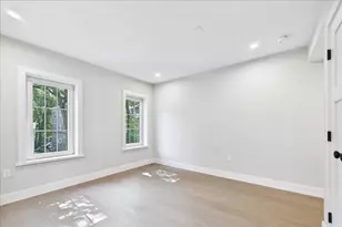 305 Chestnut Ave, Boston, MA 02130 - Photo 12