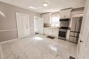 22 Stearns, Malden, MA 02184 - Photo 2